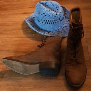 LAREDO Lace Up Booties Size 7 M Brown Leather Vamp